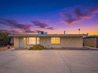 913 N TREKELL Road