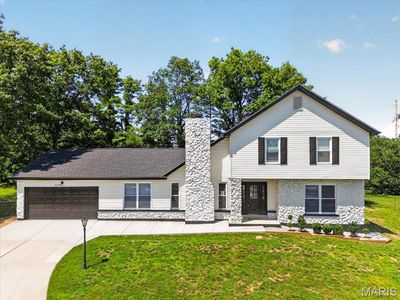 5039 Amber Place Dr