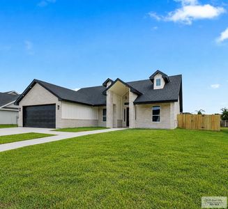 9713 Heights S