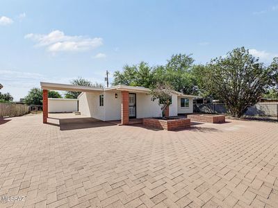 325 W Santa Paula St