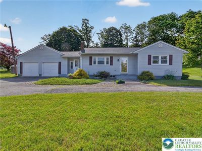 Property at 2587 E Scenic Dr, Bath, PA
