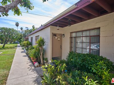 485 E Washington Blvd