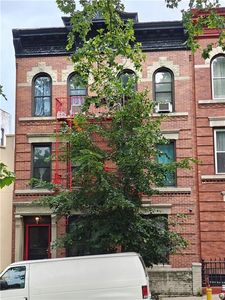 543 41st St