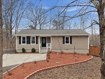 911 Walnut Dr
