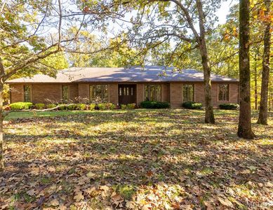 11915 Forest Lake Dr