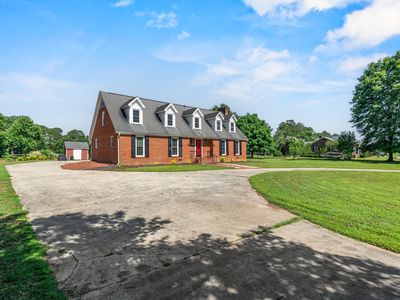 938 Fairway Dr