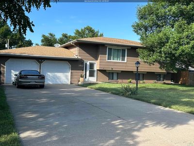 1417 Elm St