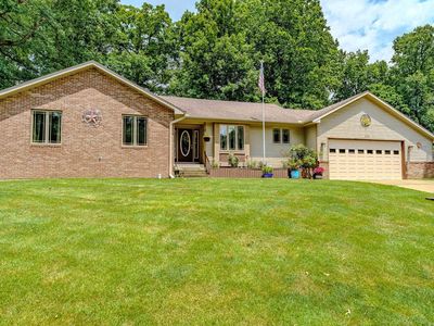 Property at 210 Sycamore Dr, Williamsport, IN