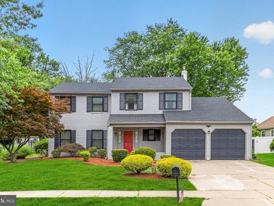 4 Dickens Ln