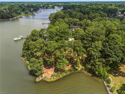 2736 Sterling Point Dr