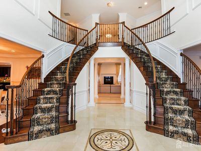 10 Raker Ct