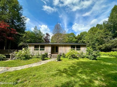 809 Leonhardt Rd