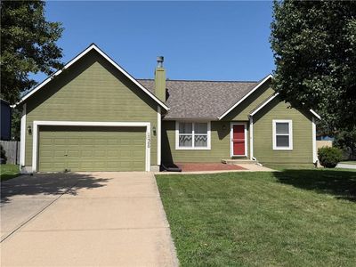 Property at 17300 Jennifer St, Gardner, KS