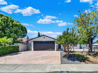 100 Wakefield Drive