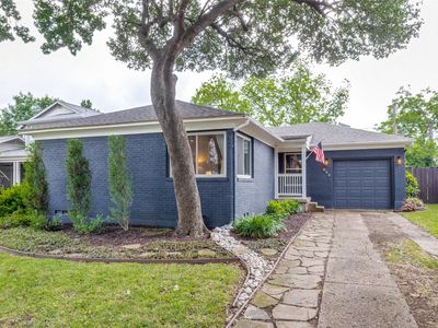 559 Aqua Dr