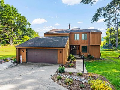 E8643 Pine Valley Ln