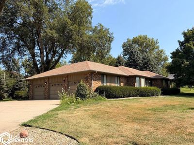 102 Sleepy Hollow Dr