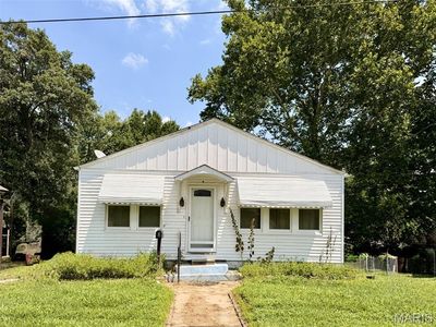 8 Lindner Ln