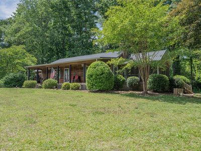 606 Mountain View Rd