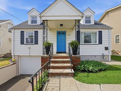 128 Livingston Rd
