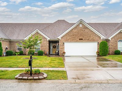 137 Locust Hill Dr