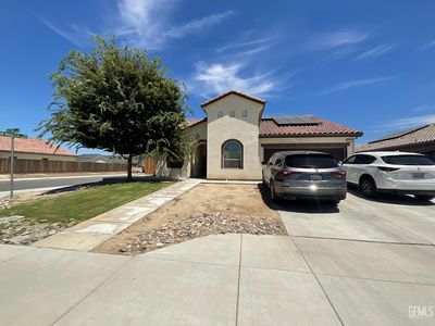 Property at 5822 Blue Spruce Ave, Bakersfield, CA