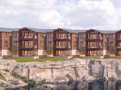 408 Sleat Dr #301