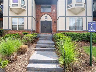 6851 Roswell Rd Unit M5