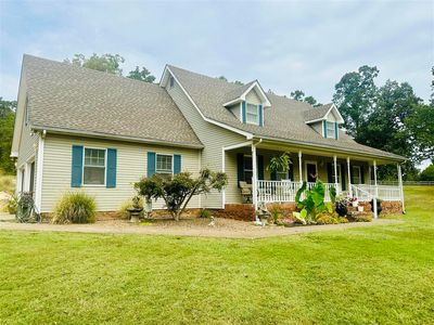 303 Lake Dr