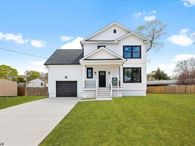 607 Lake Ave