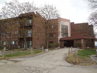 1108 Castilian Ct APT 121