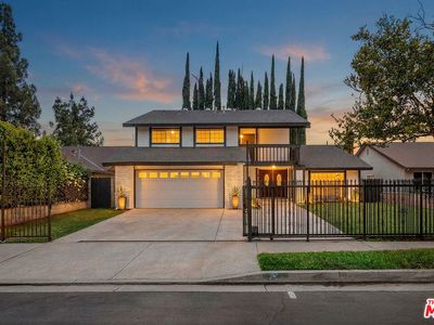 7609 Sale Ave