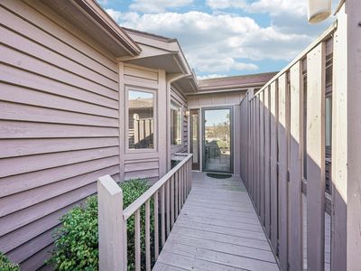 Property at 4549 Oak Hill Blvd, Lorain, OH
