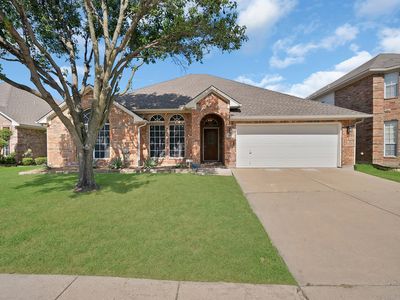 4677 Vespesian Ln
