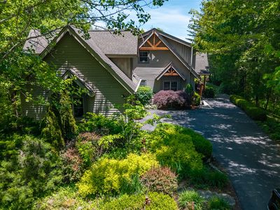 321 Woods Mountain Trail