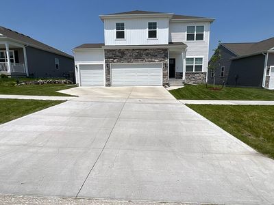 9401 Valley Pkwy