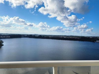 1301 NE Miami Gardens Dr APT 1422W