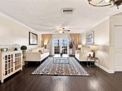 5900 NW 17th Pl APT 203