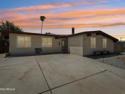 1217 Holly Ave