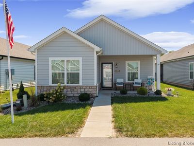 1242 Parkland Trail