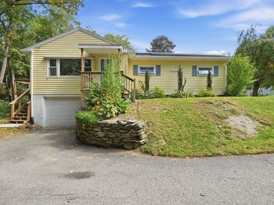 7 Athens St