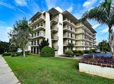 208 Lake Howard Dr NW #104