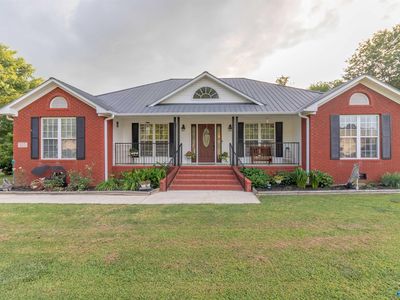 215 Robinwood Ln