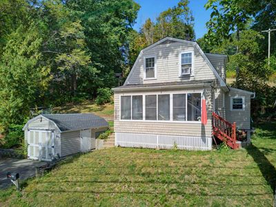 66 Oak Street