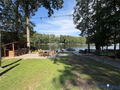 352 Lake Caroline Dr