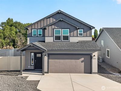 Property at 2024 N Oak Road, Moses Lake, WA