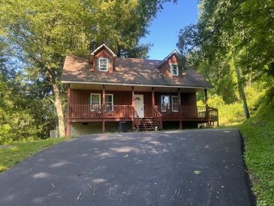 3820 Witten Valley Rd