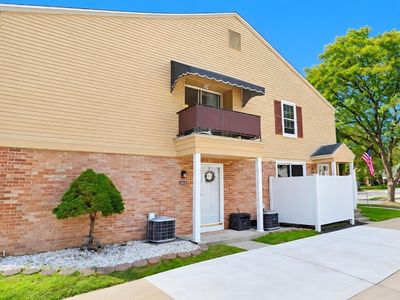 24162 Meadowbridge Dr #93