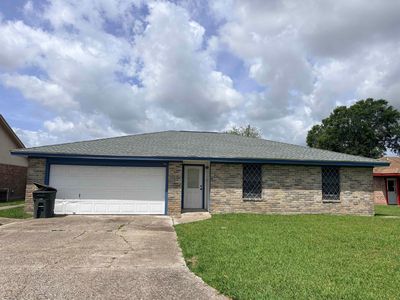 1760 Guy Cir