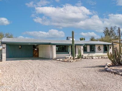 2711 W Calle Del Santo